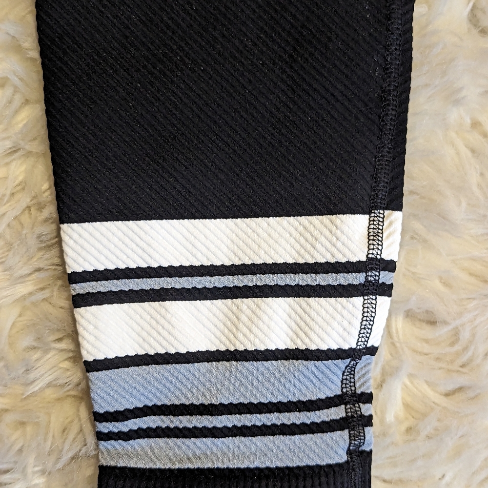 Final Price EUC Free People Movement Finish Line Leggings - Picture 7 of 15